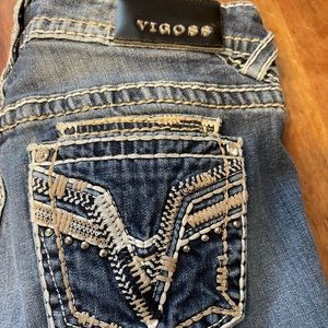 Vigoss Boyfriend Dublin Capri.  Like new. Size 9/10